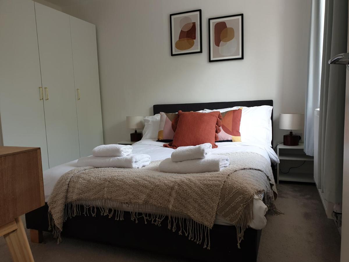 Silverdale  Cheerful 1 Private Room-Ensuite With Free Parking מראה חיצוני תמונה