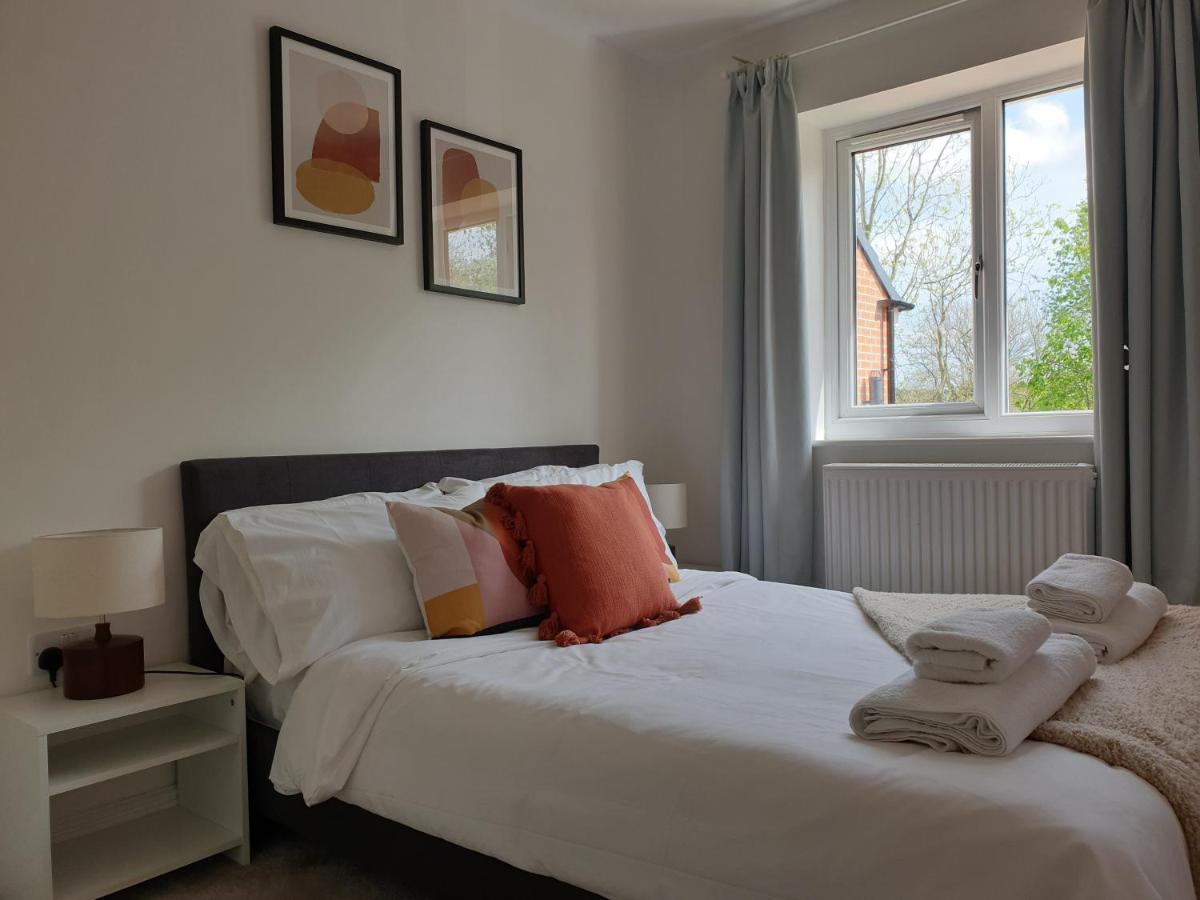 Silverdale  Cheerful 1 Private Room-Ensuite With Free Parking מראה חיצוני תמונה