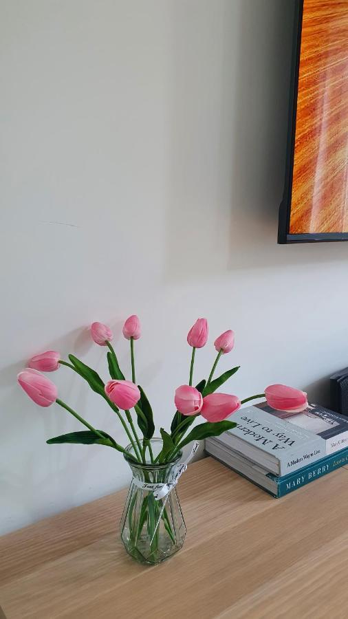 Silverdale  Cheerful 1 Private Room-Ensuite With Free Parking מראה חיצוני תמונה